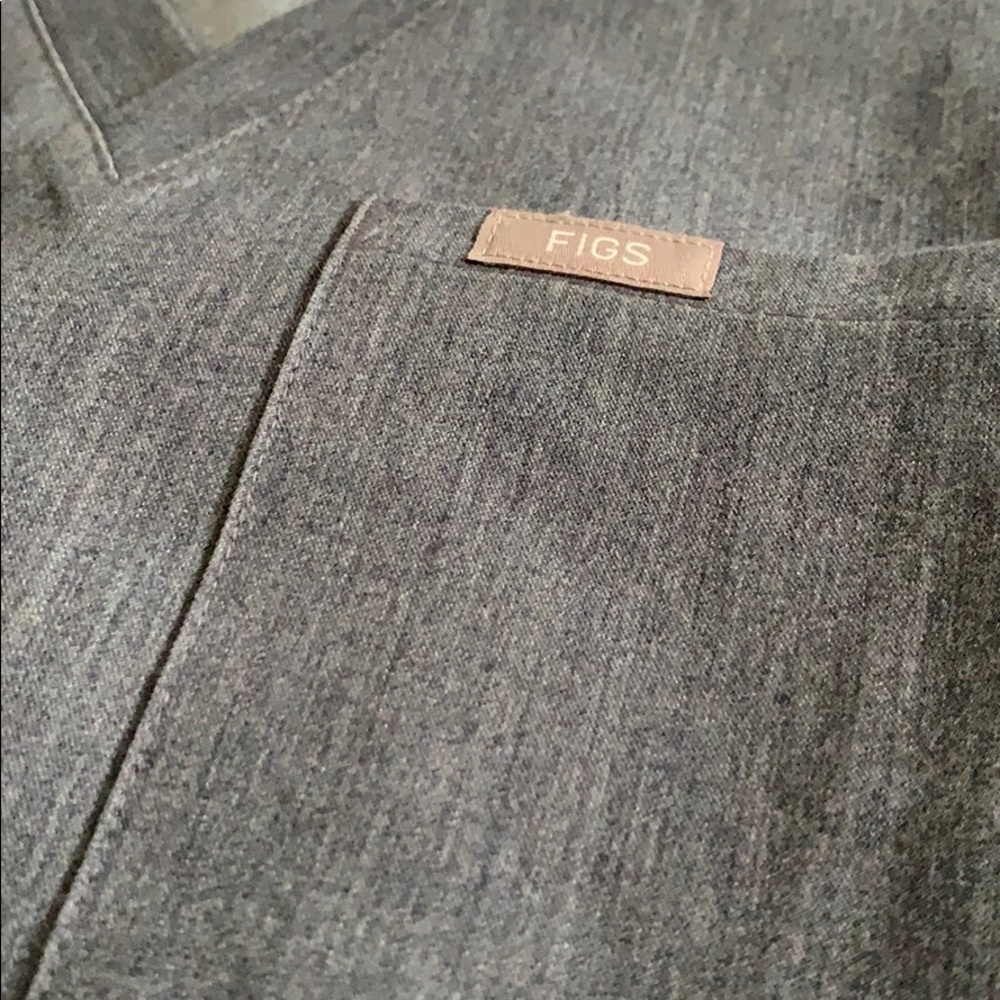 Figs Catarina scrub top